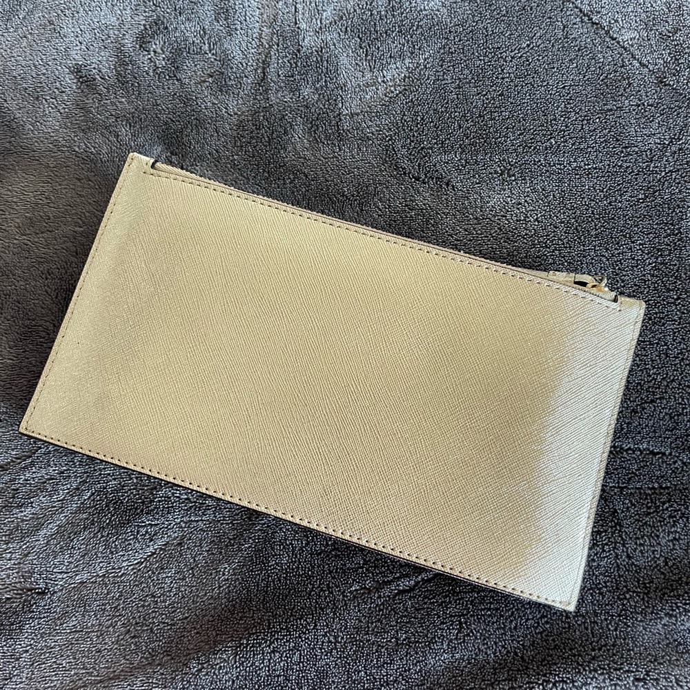 Wristlet - Picture 5 of 5